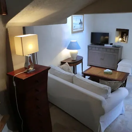 Coeur Du Suquet Appartement *